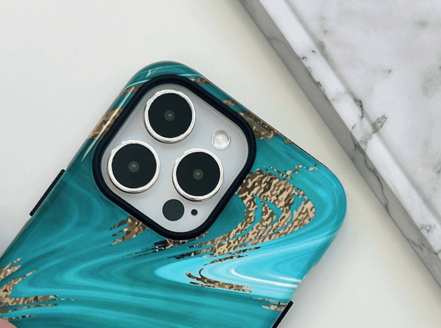 Choosing the Perfect iPhone 15 Pro Case: A Buying Guide for Every Lifestyle